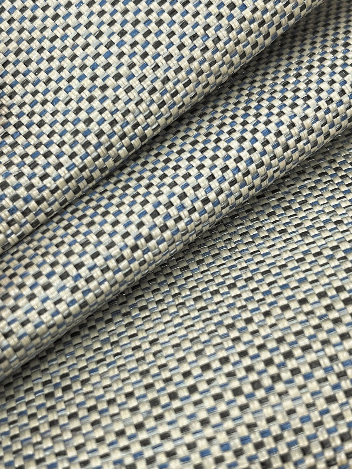 208-14-peel-and-stick-wallpaper-detail-closeup