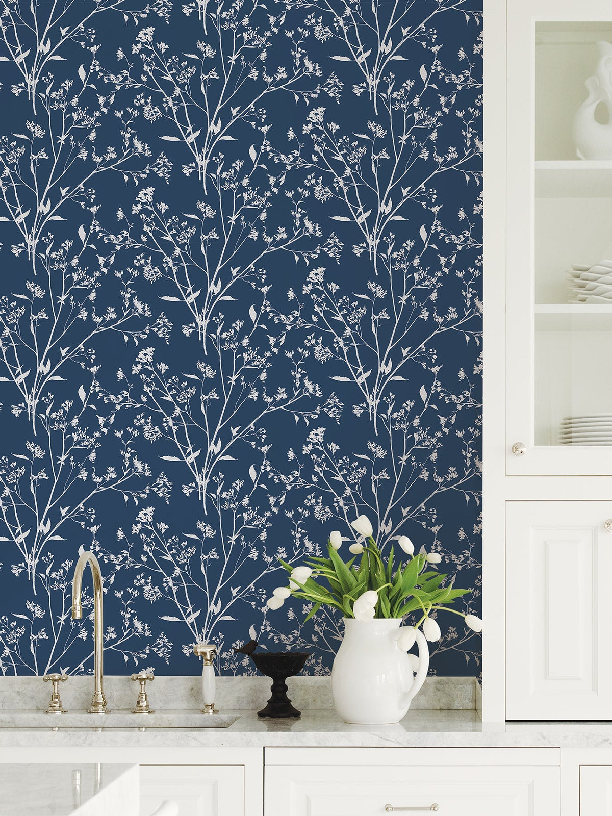 2927-80712-peel-and-stick-wallpaper-room-scene-detail-closeup