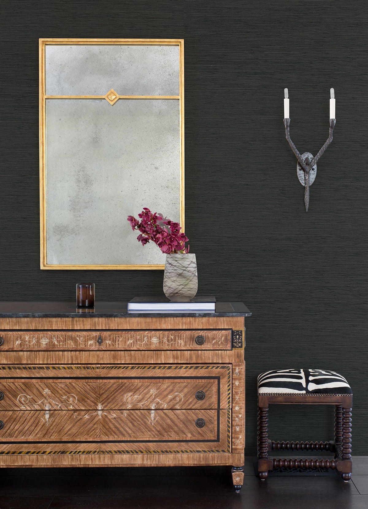 2972-86132-peel-and-stick-wallpaper-room-scene
