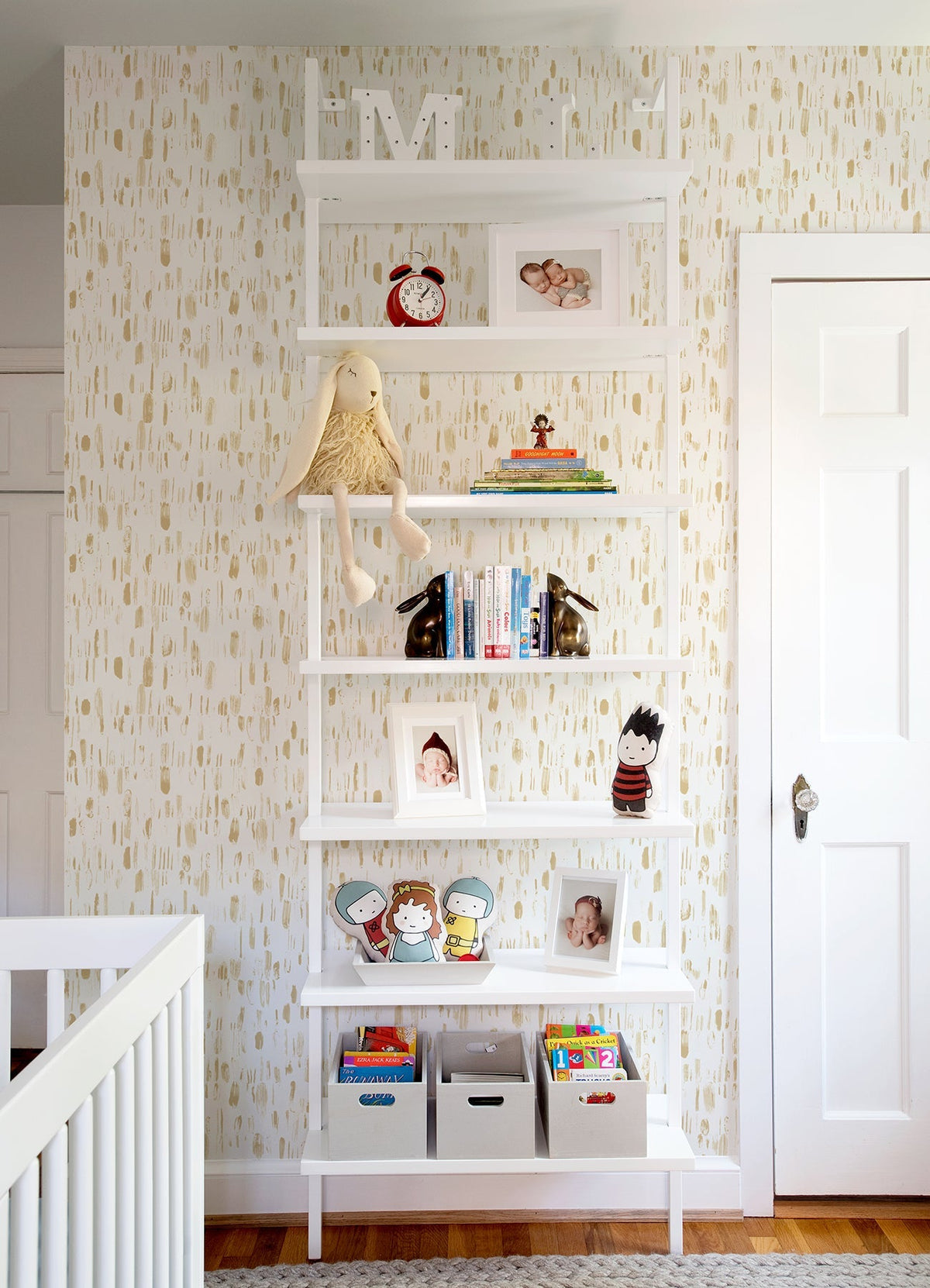 2973-90203-peel-and-stick-wallpaper-room-scene