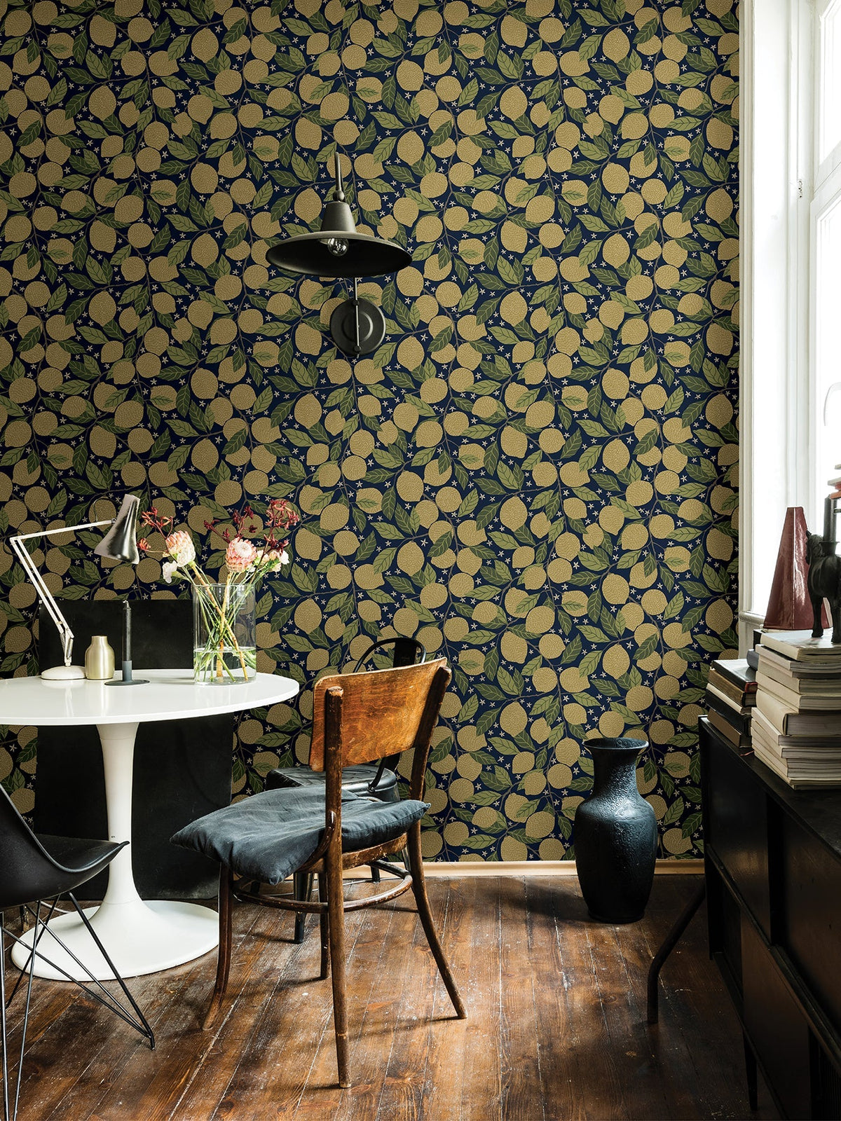 2999-44118-peel-and-stick-wallpaper-room-scene