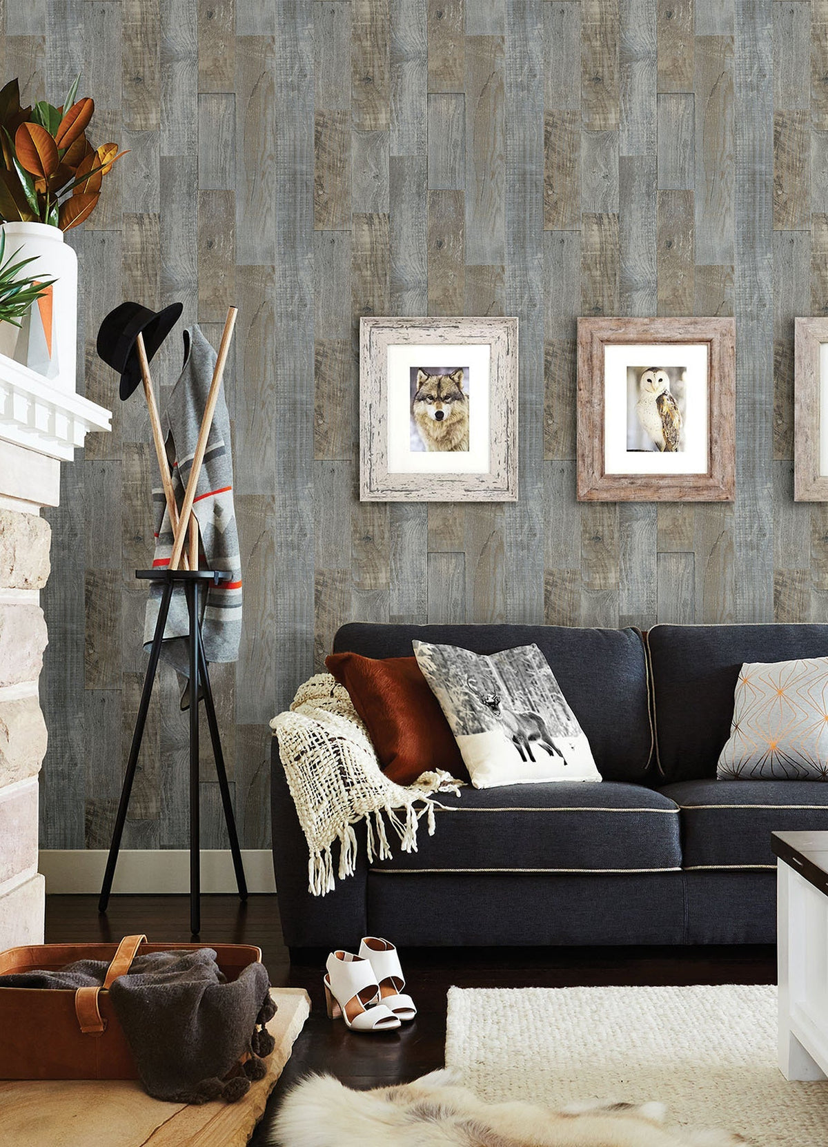 3124-12691-peel-and-stick-wallpaper-room-scene-detail-closeup
