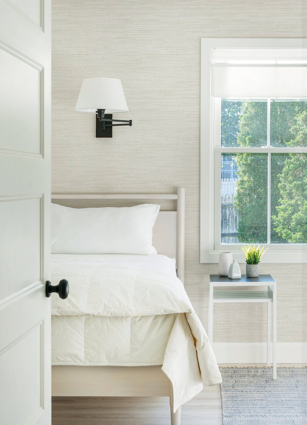 3124-13987-peel-and-stick-wallpaper-room-scene-detail-closeup