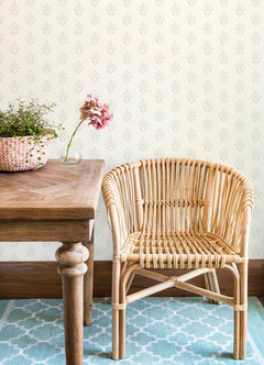 3125-72349-peel-and-stick-wallpaper-room-scene-detail-closeup