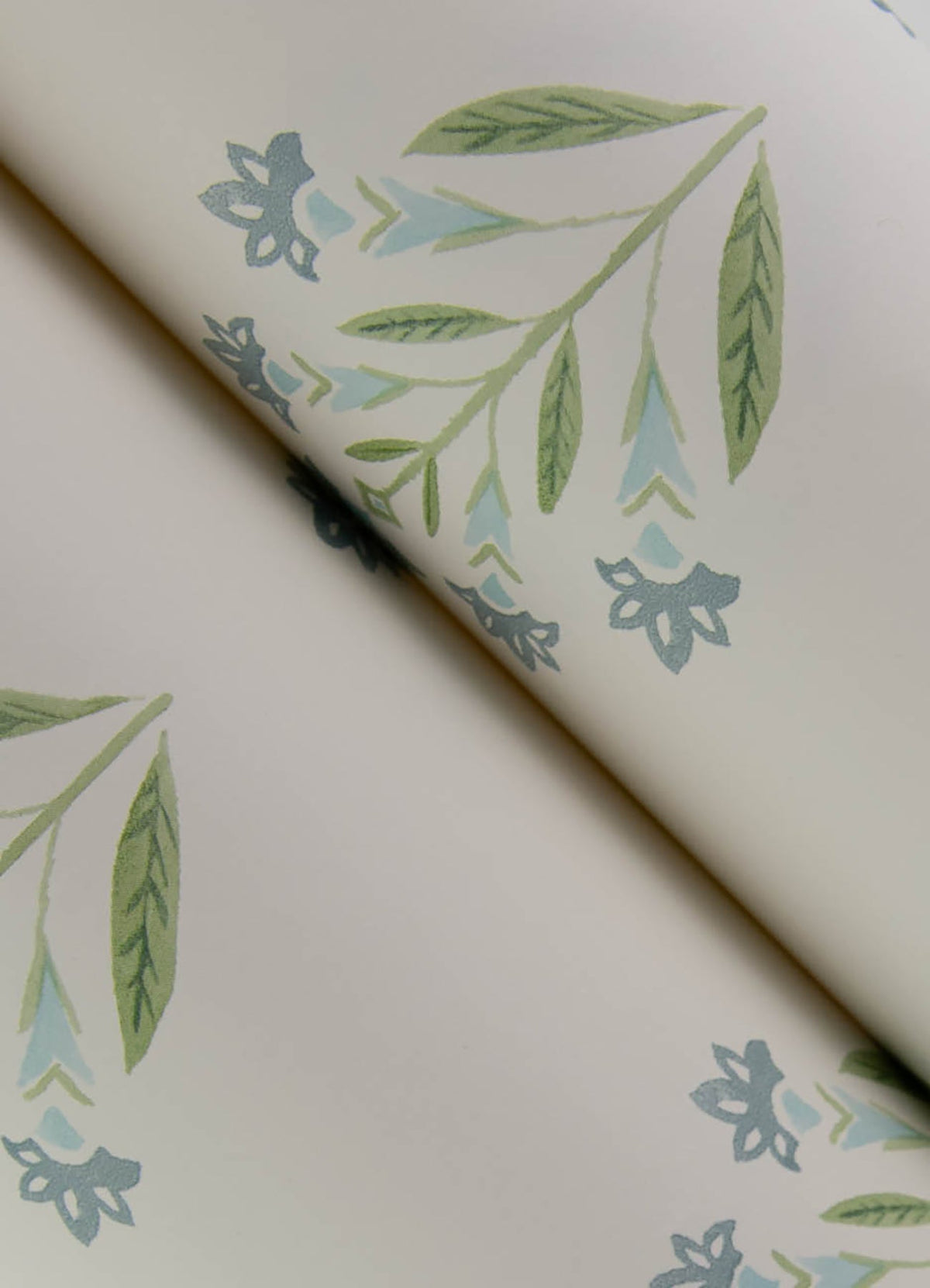 3125-72351-peel-and-stick-wallpaper-detail-closeup