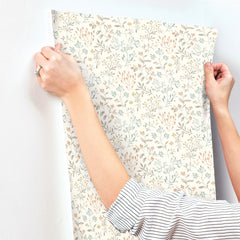 3125-72353-peel-and-stick-wallpaper-stick-application-step