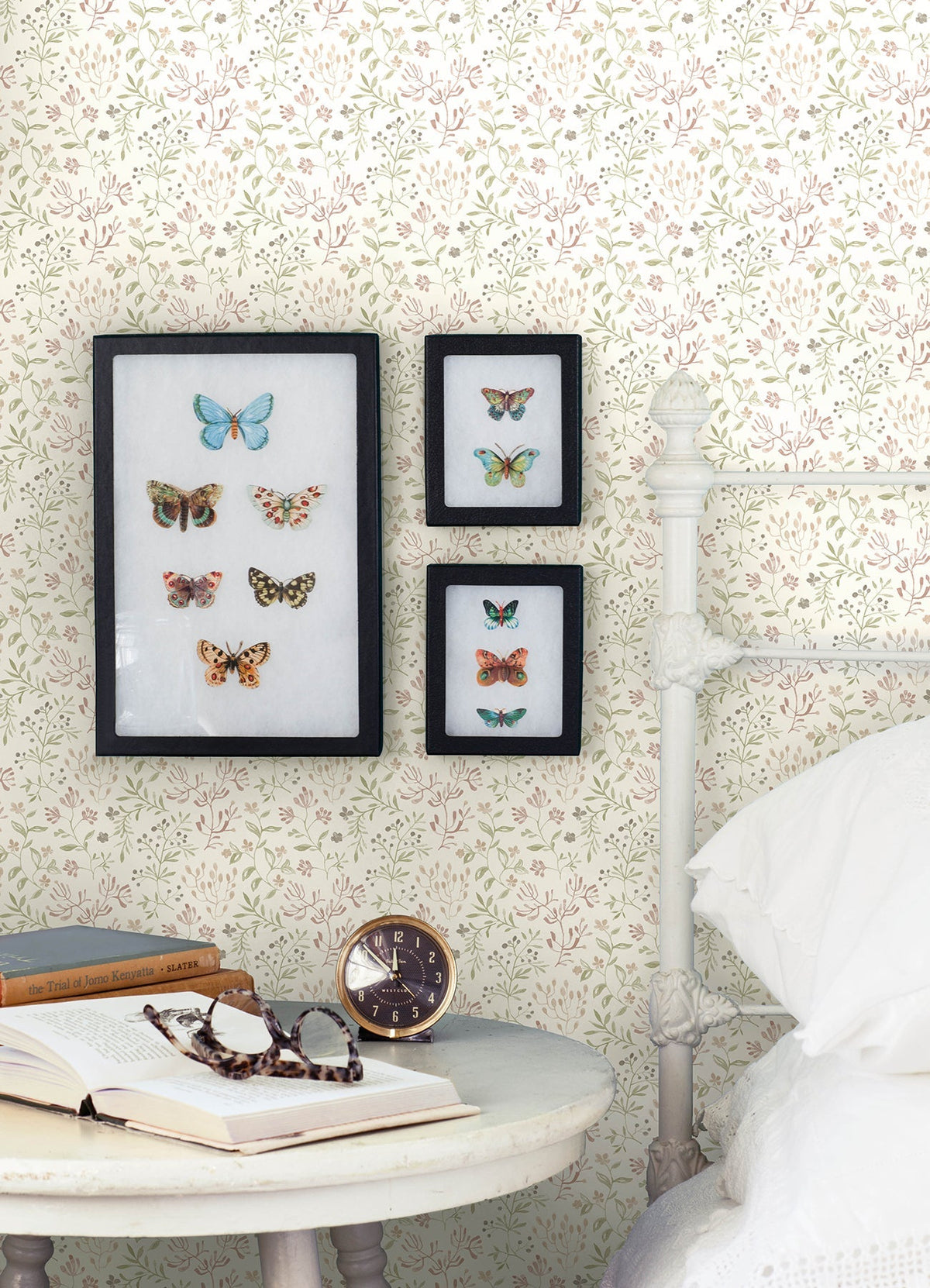 3125-72355-peel-and-stick-wallpaper-room-scene