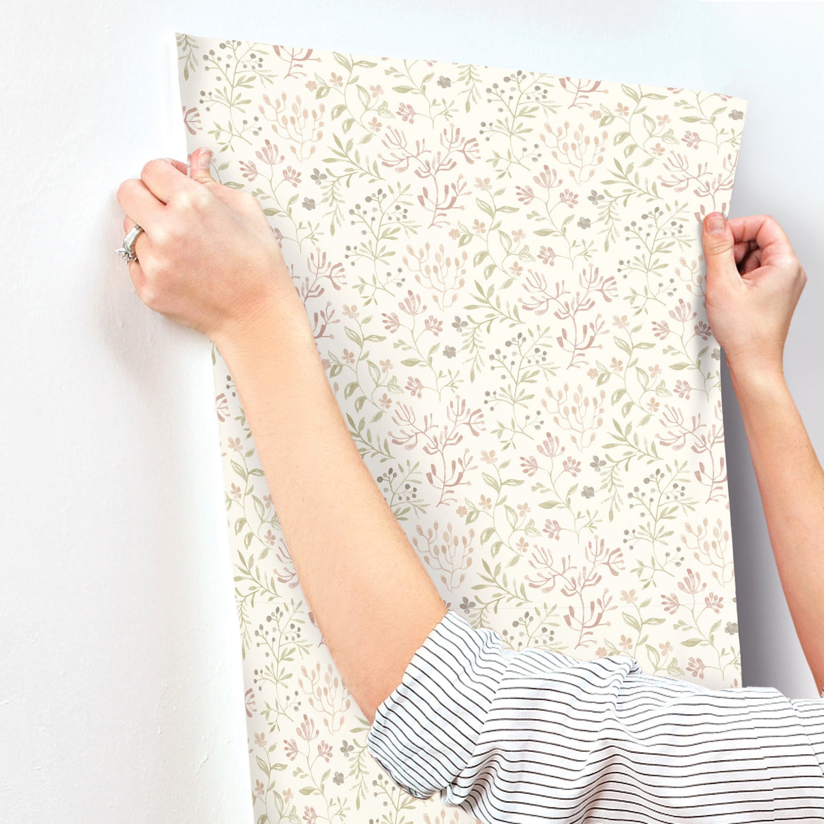 3125-72355-peel-and-stick-wallpaper-stick-application-step