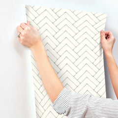 3125-72362-peel-and-stick-wallpaper-stick-application-step