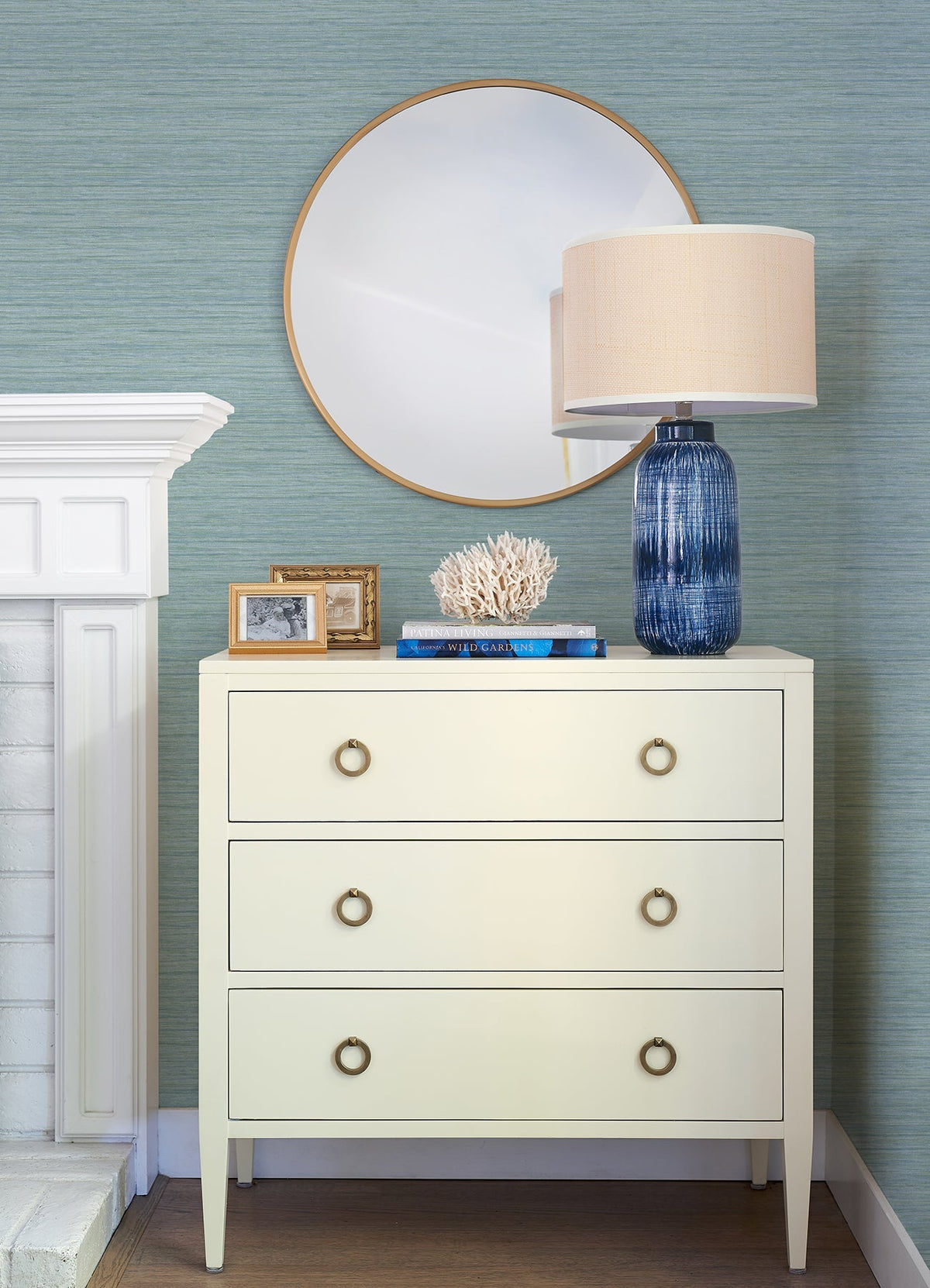 4046-25961-peel-and-stick-wallpaper-room-scene