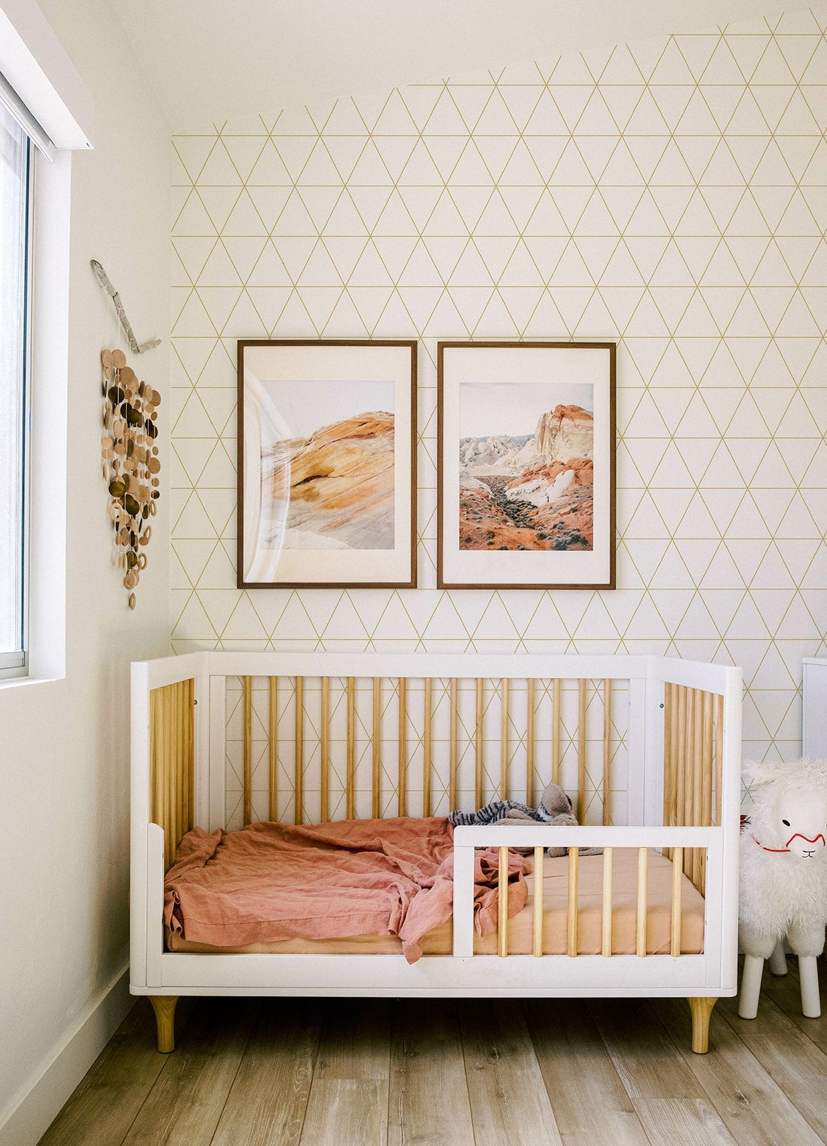 4060-347682-peel-and-stick-wallpaper-room-scene-detail-closeup