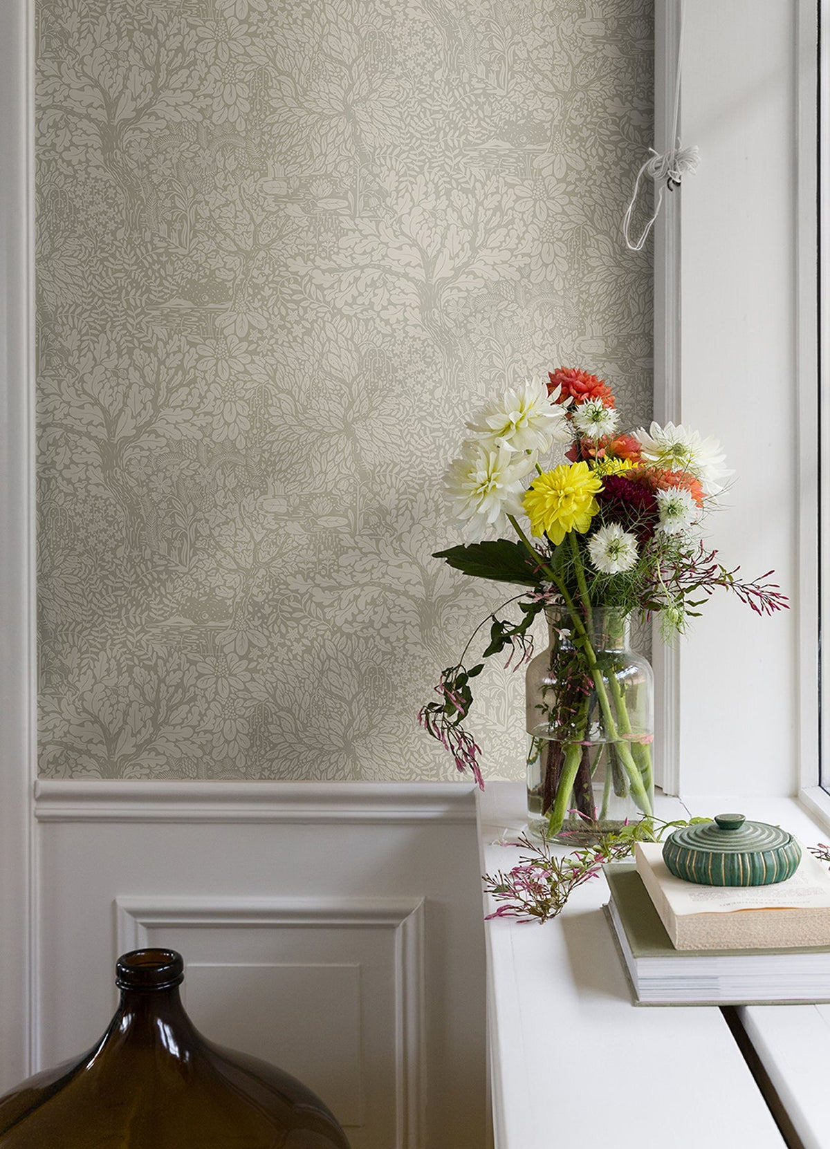 4080-83110-peel-and-stick-wallpaper-room-scene