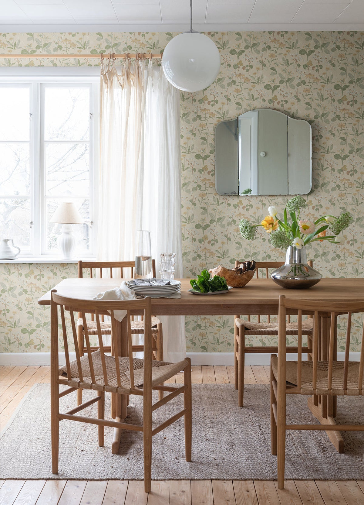 4080-92135-peel-and-stick-wallpaper-room-scene