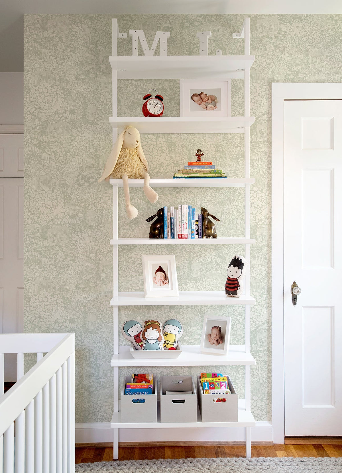4111-63004-peel-and-stick-wallpaper-room-scene-detail-closeup