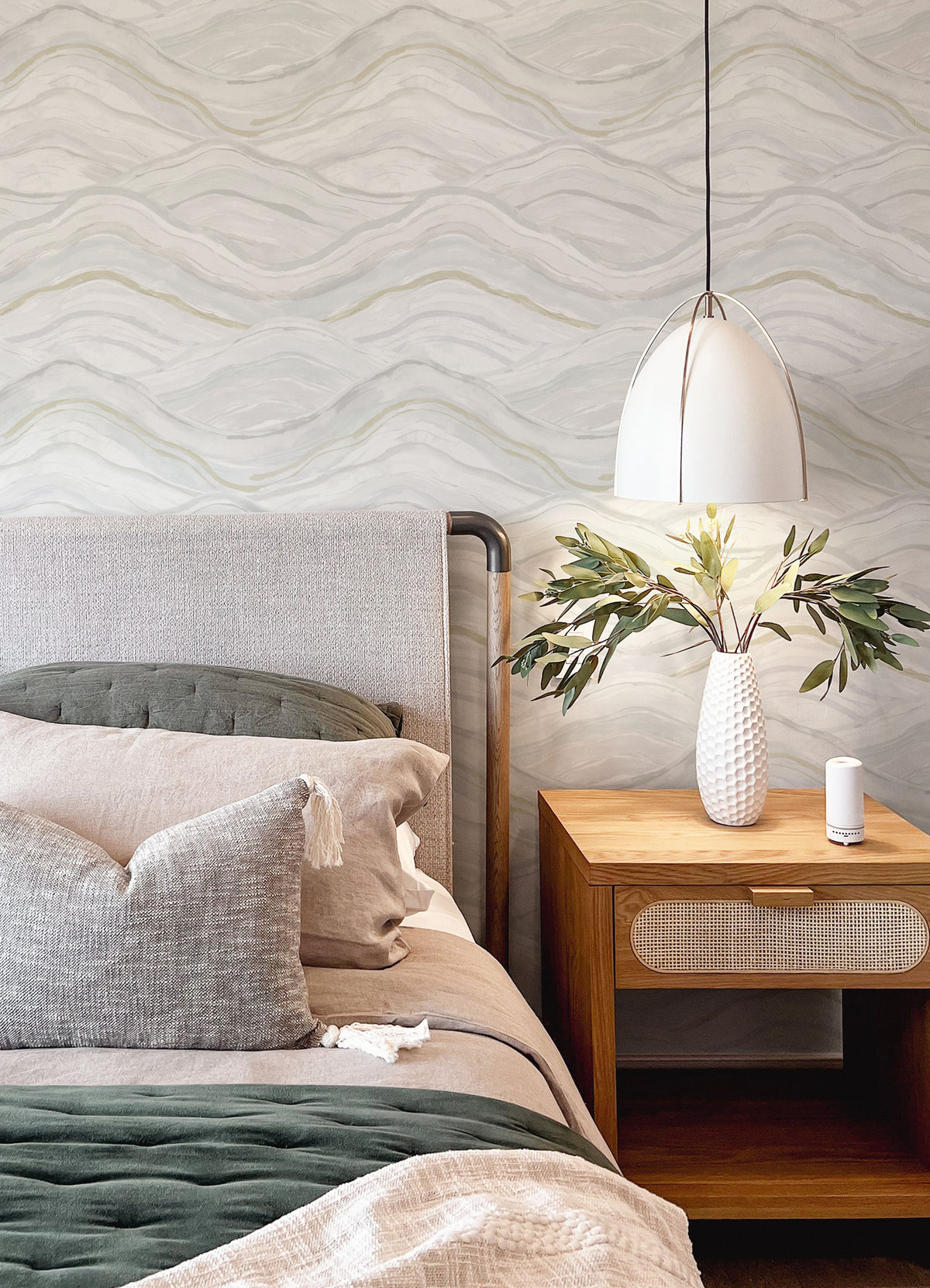 4121-26926-peel-and-stick-wallpaper-room-scene-detail-closeup