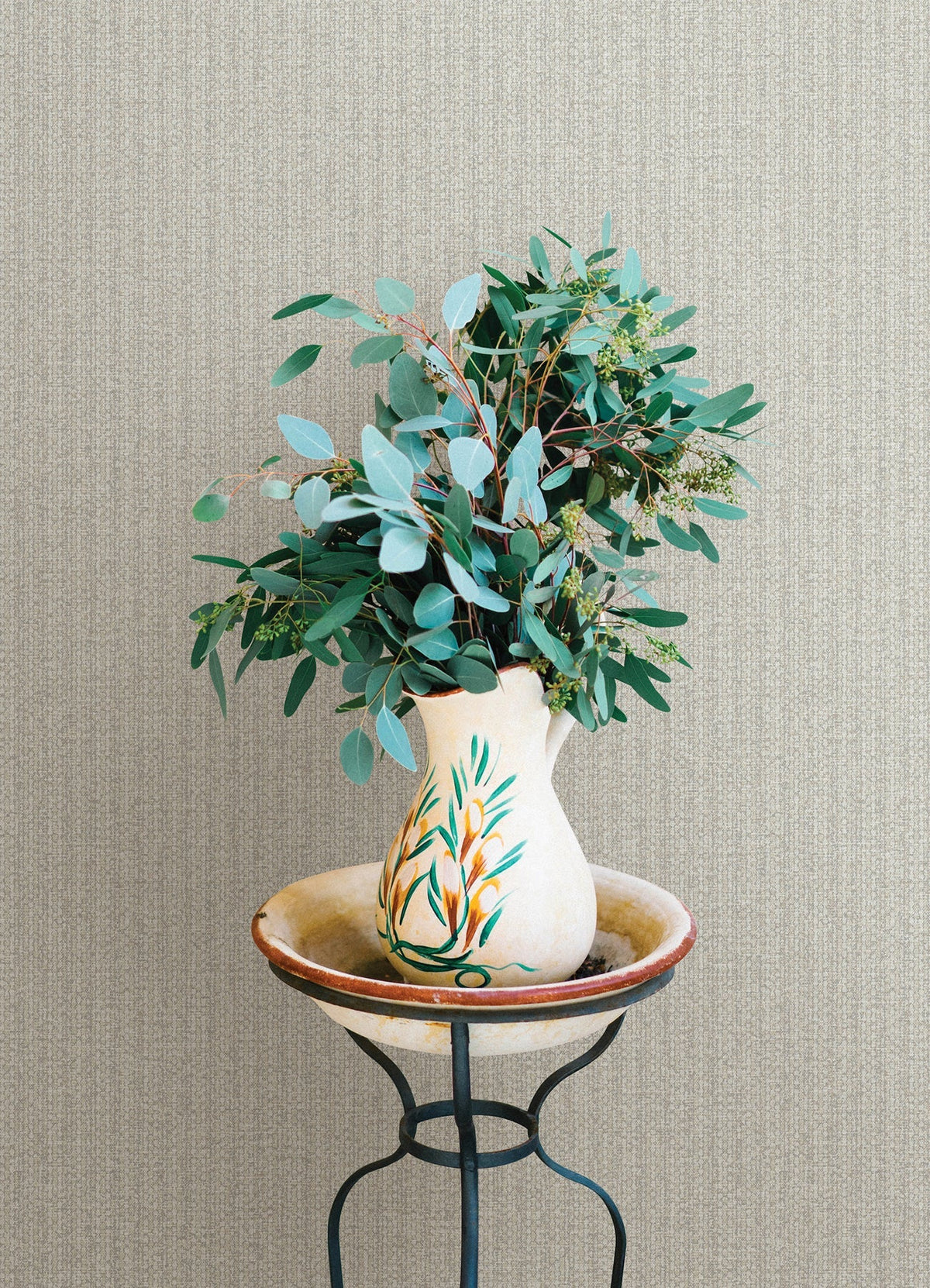 4122-27027-peel-and-stick-wallpaper-room-scene