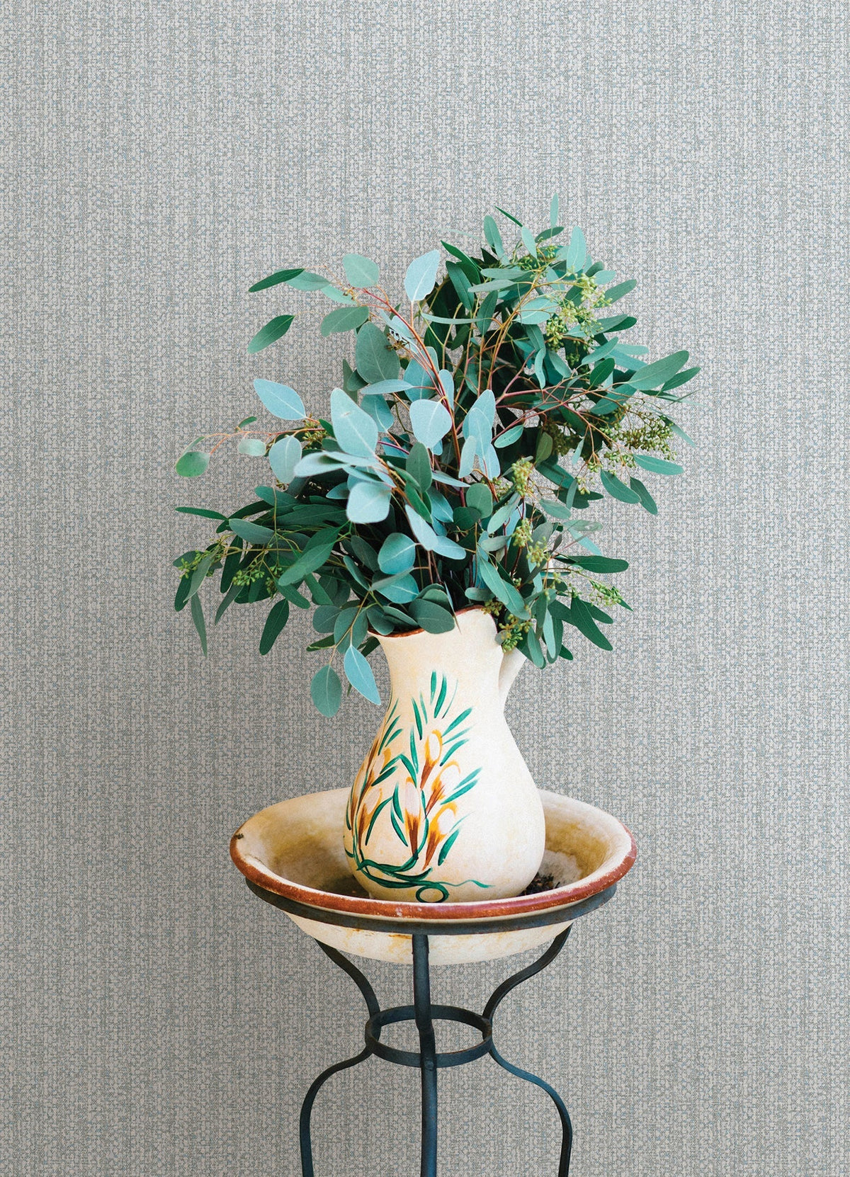 4122-27028-peel-and-stick-wallpaper-room-scene