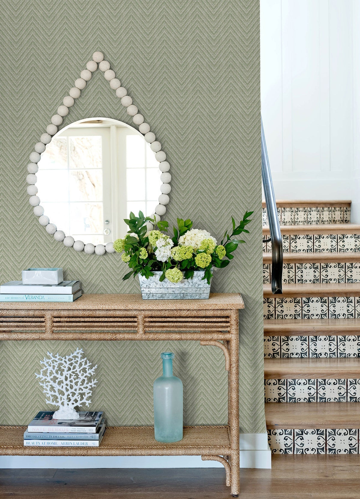 4122-27043-peel-and-stick-wallpaper-room-scene-detail-closeup
