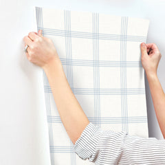 4134-26995-peel-and-stick-wallpaper-stick-application-step