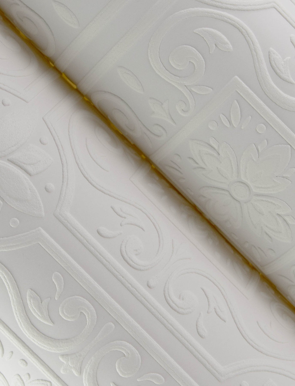 4134-59001-peel-and-stick-wallpaper-detail-closeup