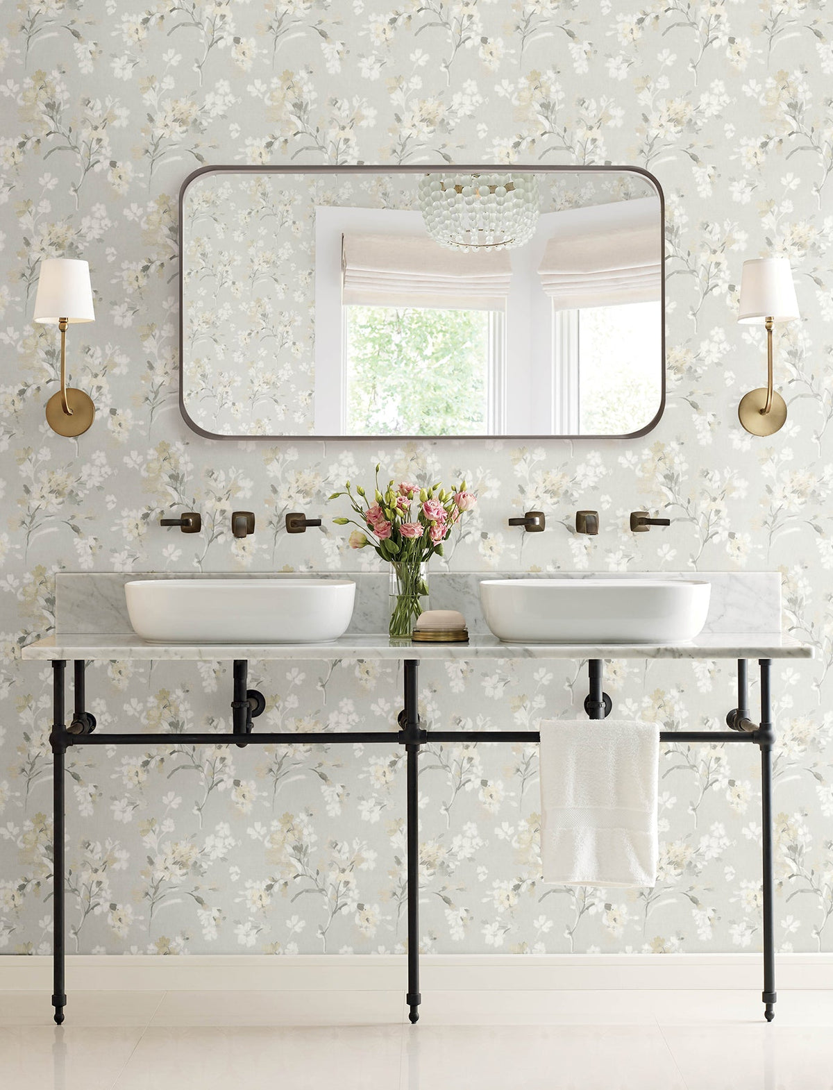 4134-72527-peel-and-stick-wallpaper-room-scene-detail-closeup