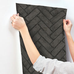 4134-72533-peel-and-stick-wallpaper-stick-application-step