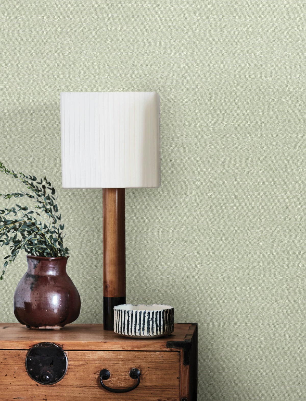 4134-72557-peel-and-stick-wallpaper-room-scene-detail-closeup