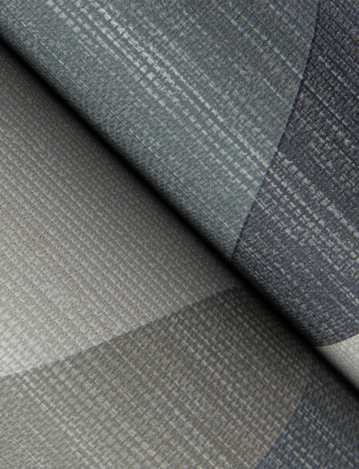 4141-27109-peel-and-stick-wallpaper-detail-closeup