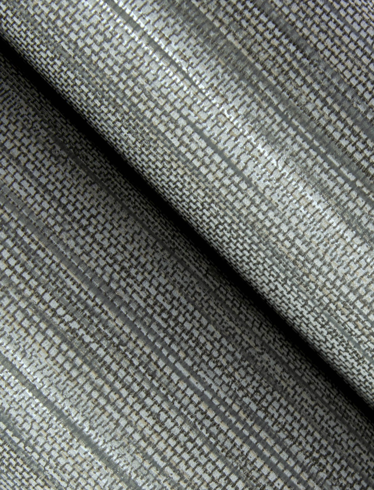 4141-27167-peel-and-stick-wallpaper-detail-closeup