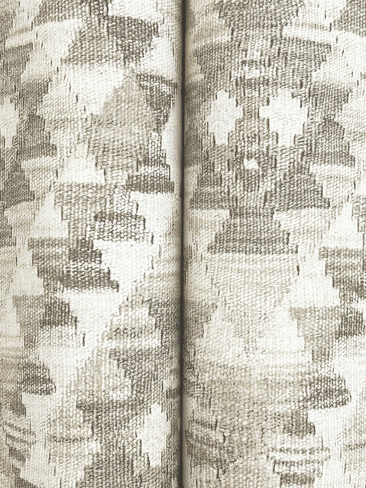 4142-72604-peel-and-stick-wallpaper-detail-closeup
