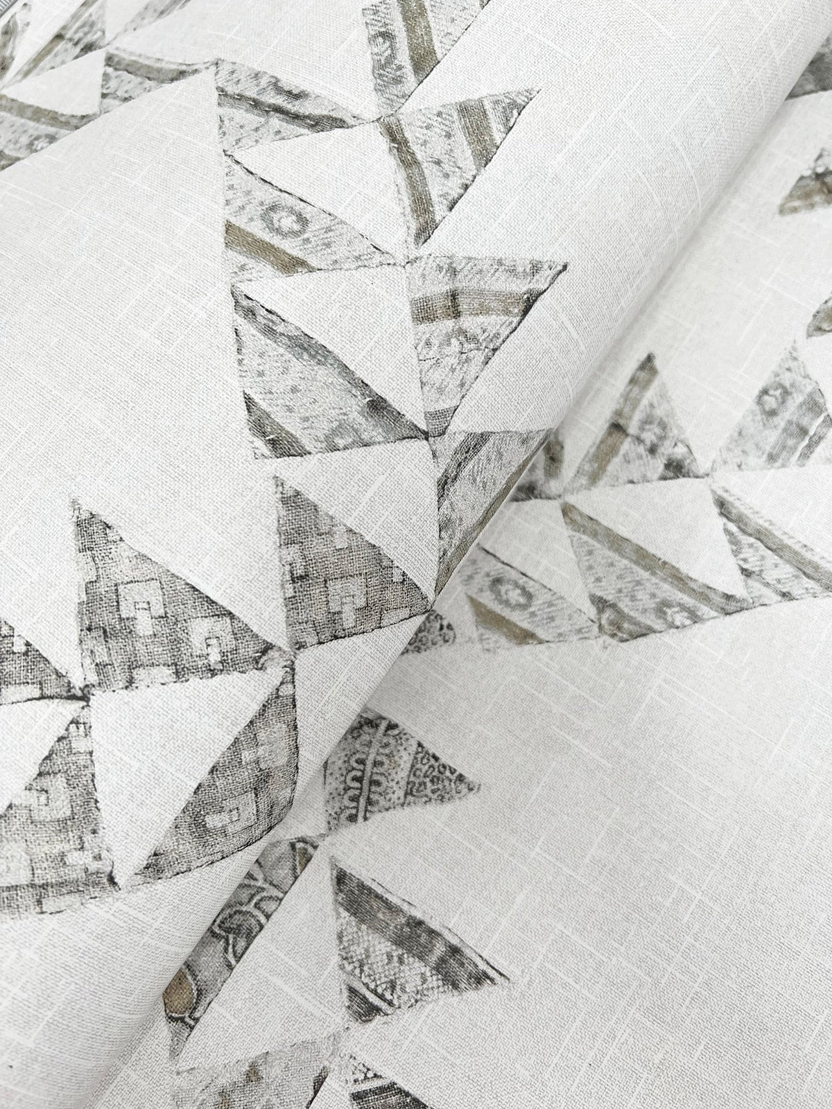 4142-72630-peel-and-stick-wallpaper-detail-closeup