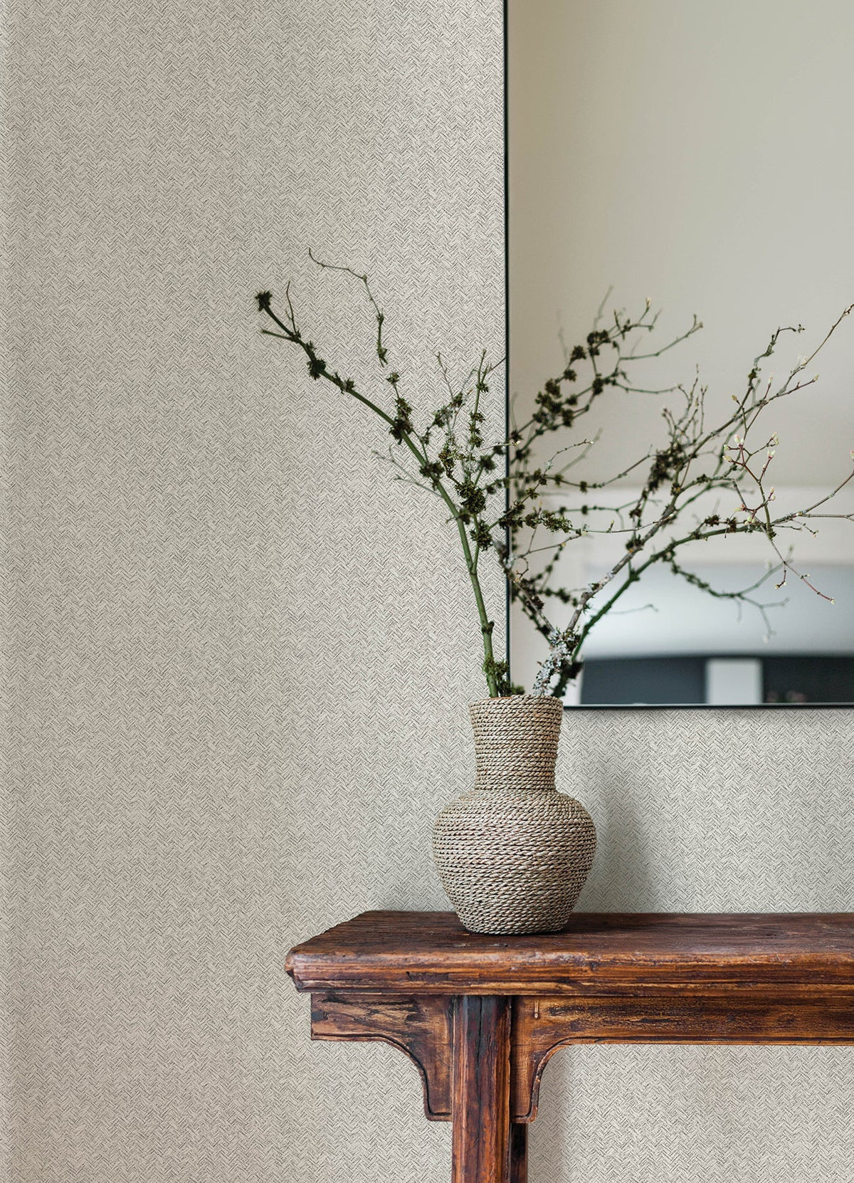 4142-72642-peel-and-stick-wallpaper-room-scene