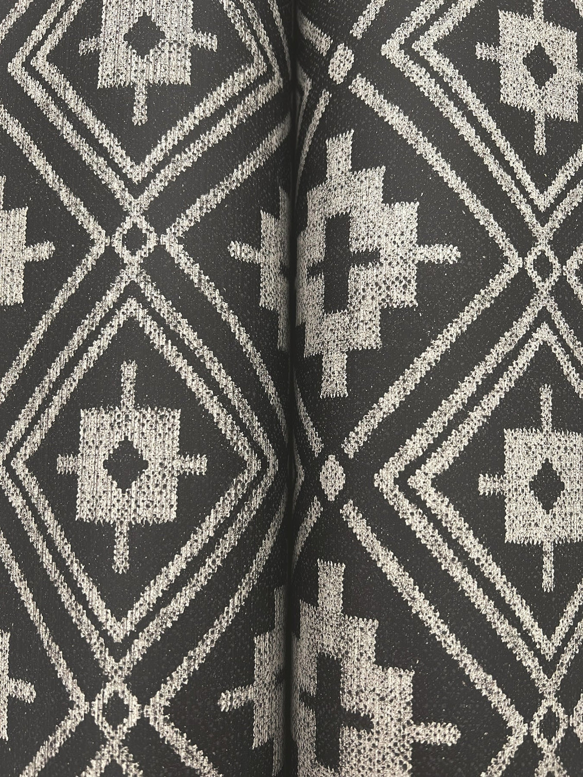 4142-72656-peel-and-stick-wallpaper-detail-closeup