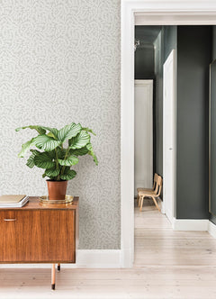 4143-34016-peel-and-stick-wallpaper-room-scene-detail-closeup