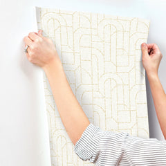 4146-27219-peel-and-stick-wallpaper-stick-application-step