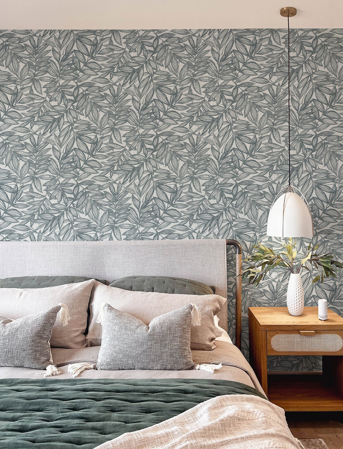 4146-27230-peel-and-stick-wallpaper-room-scene-detail-closeup