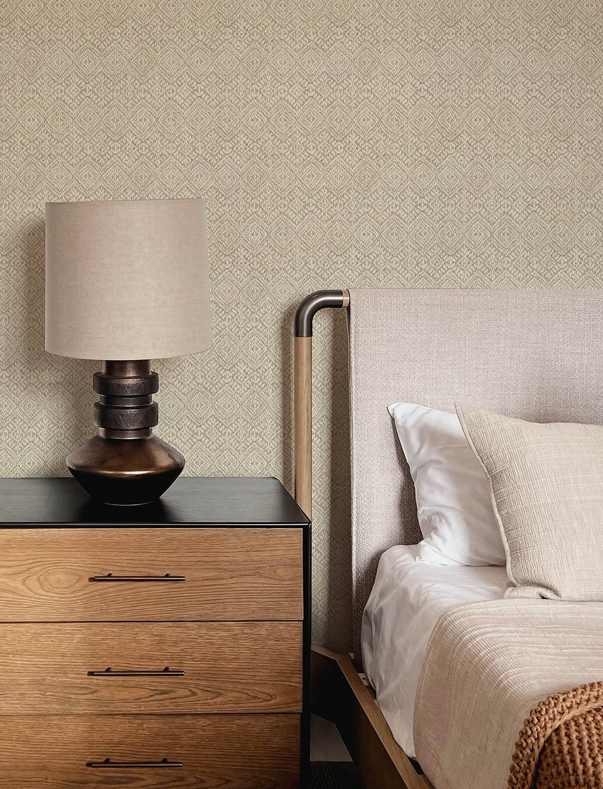 4146-27252-peel-and-stick-wallpaper-room-scene-detail-closeup