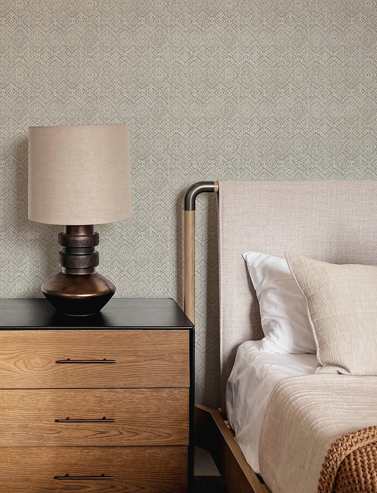 4146-27254-peel-and-stick-wallpaper-room-scene-detail-closeup
