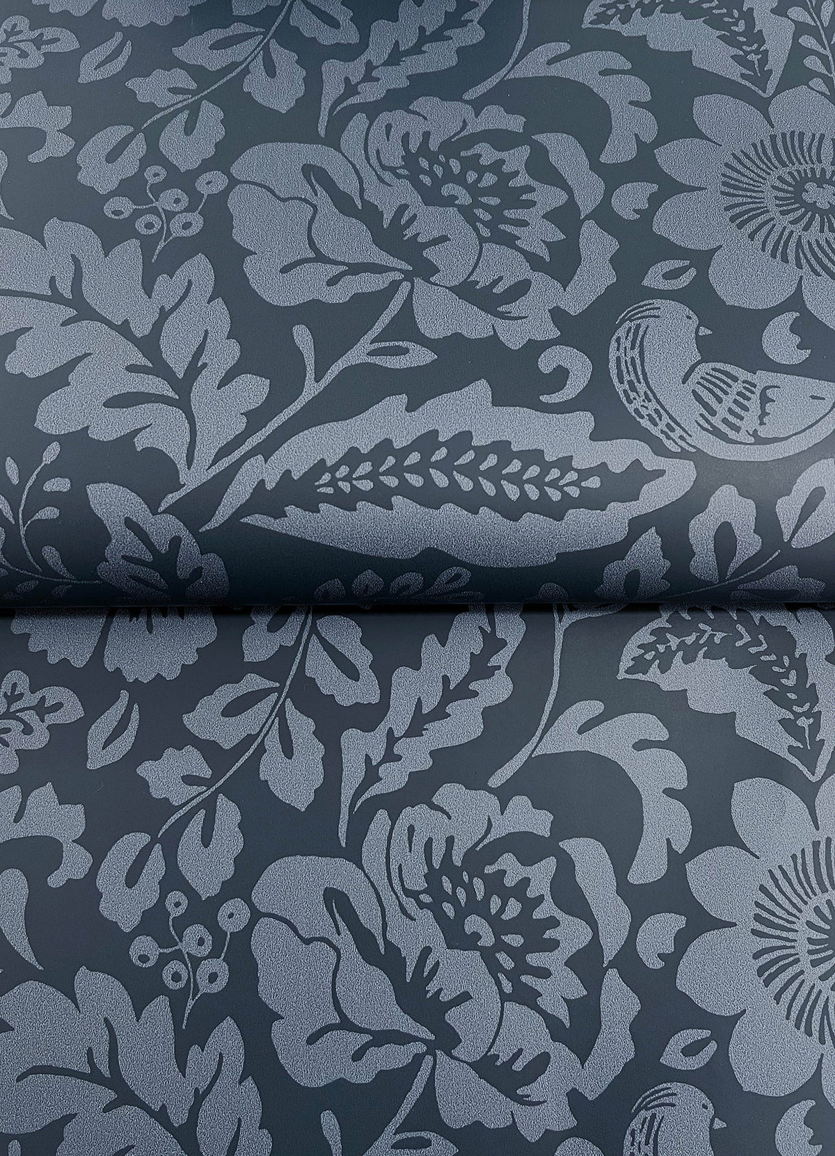 4147-27360-peel-and-stick-wallpaper-detail-closeup