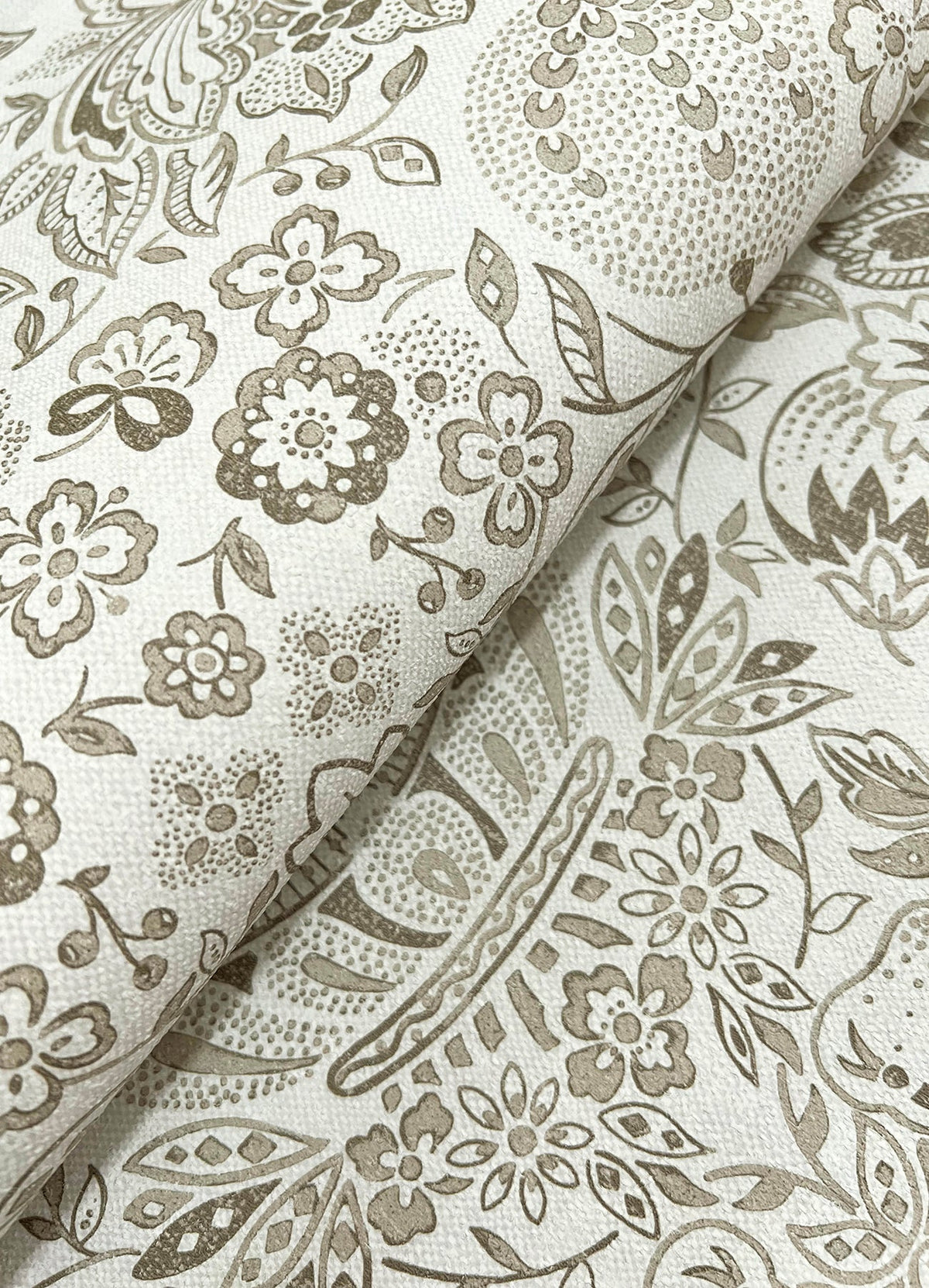 4147-27374-peel-and-stick-wallpaper-detail-closeup