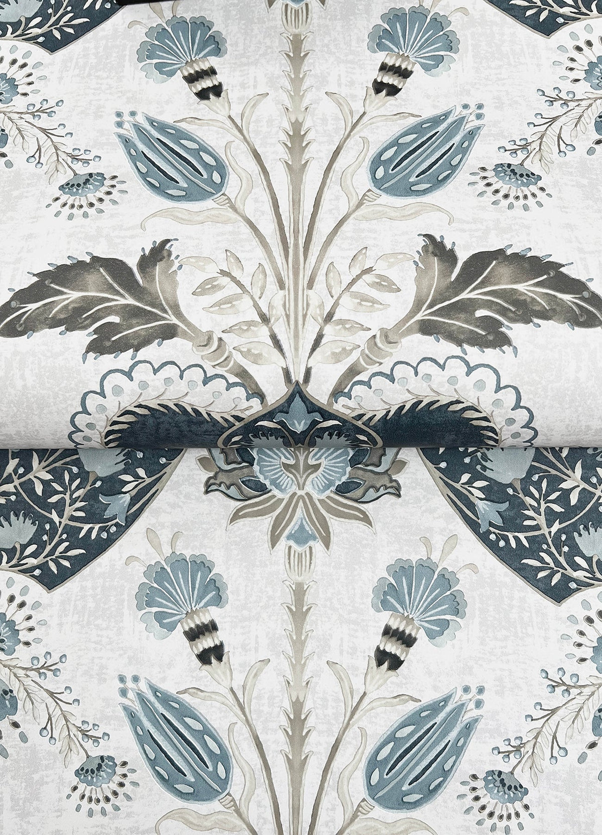 4147-27392-peel-and-stick-wallpaper-detail-closeup