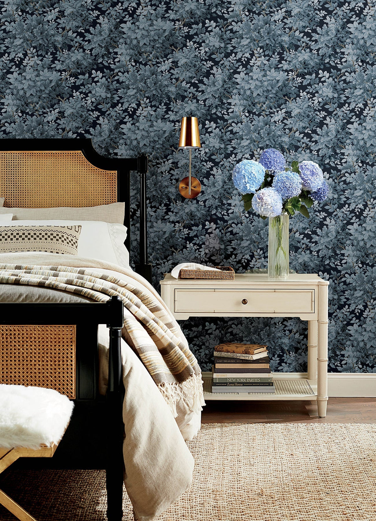 4147-80003-peel-and-stick-wallpaper-room-scene