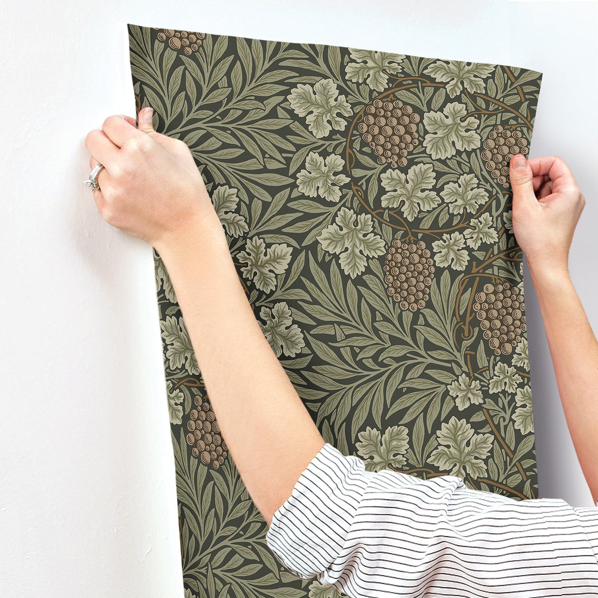 4153-82020-peel-and-stick-wallpaper-stick-application-step
