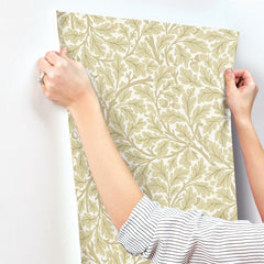 4153-82027-peel-and-stick-wallpaper-stick-application-step