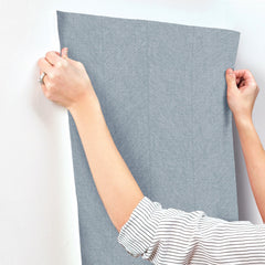 4155-27319-peel-and-stick-wallpaper-stick-application-step