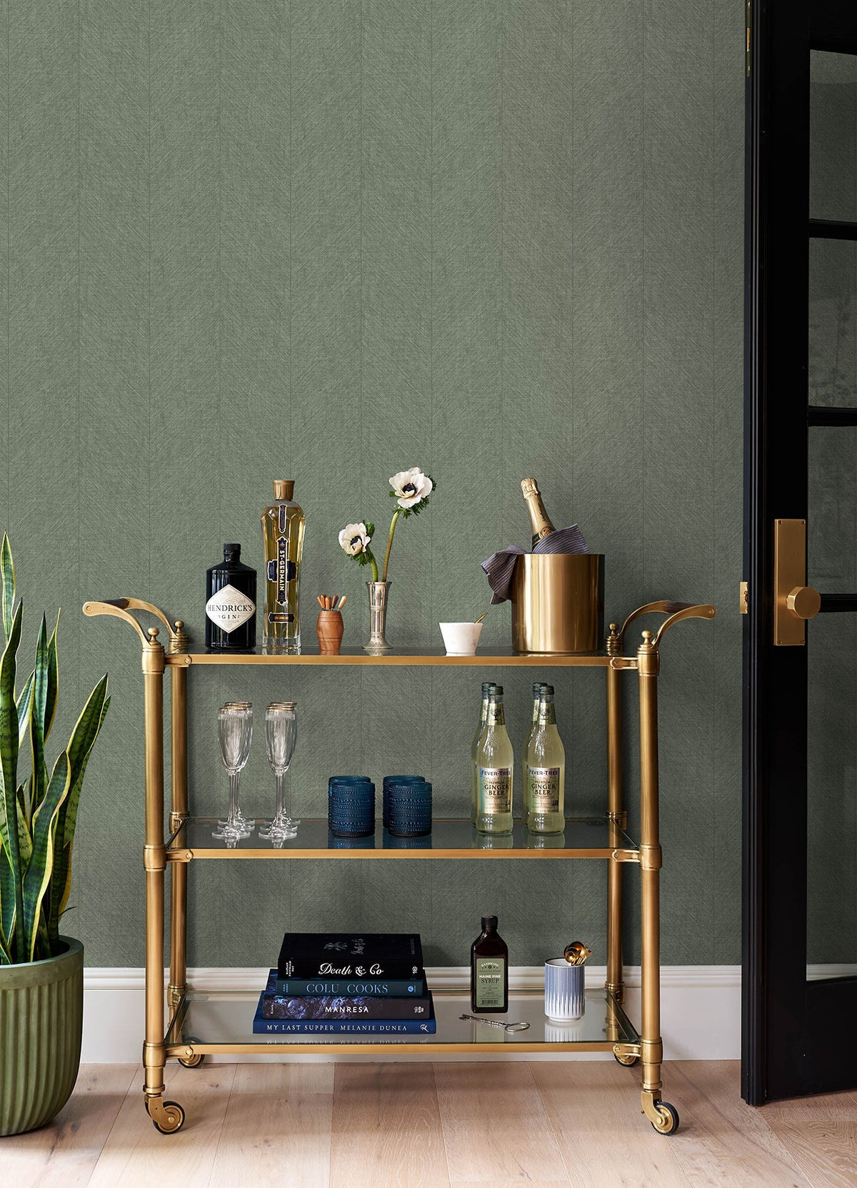 4155-27324-peel-and-stick-wallpaper-room-scene