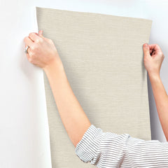 4169-27611-peel-and-stick-wallpaper-stick-application-step