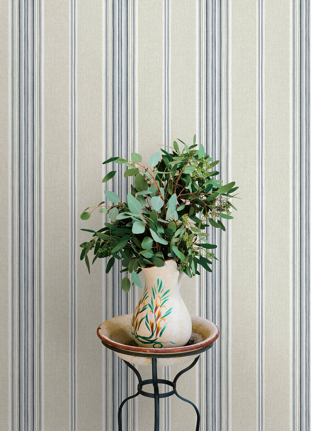 4169-83123-peel-and-stick-wallpaper-room-scene-detail-closeup