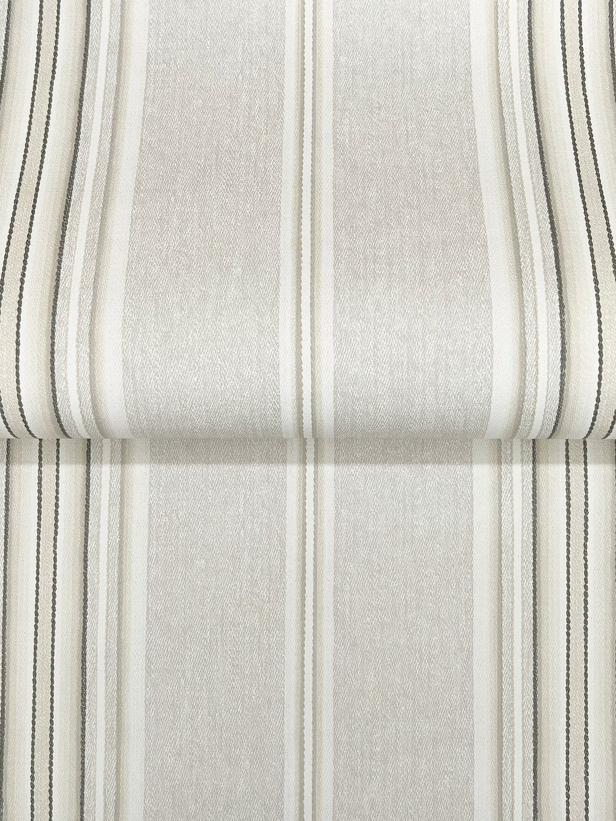 4169-83124-peel-and-stick-wallpaper-detail-closeup