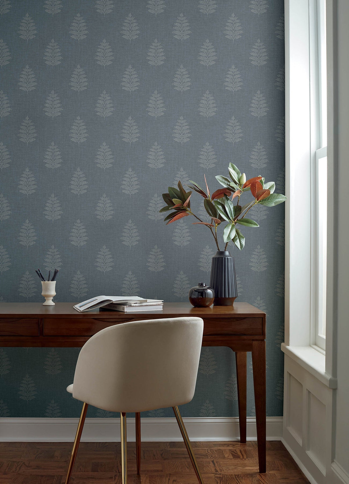 4169-83127-peel-and-stick-wallpaper-room-scene